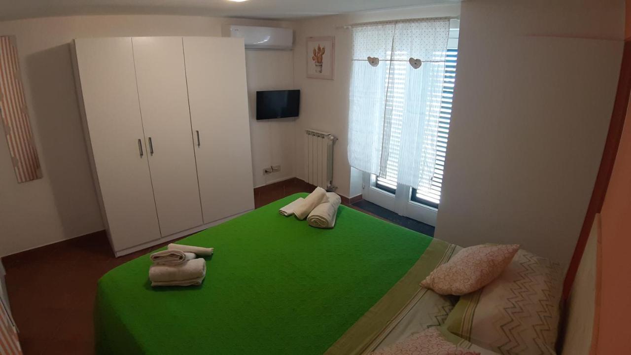 Ciuri Ciuri Appartement Acireale Buitenkant foto